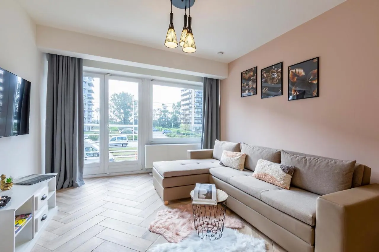 Eva-Modern 2 Bedroom Apartment Seaside Oostende  Ostend